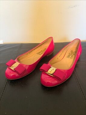 Salvatore Ferragamo Fuchsia Patent Vara Bow Flats